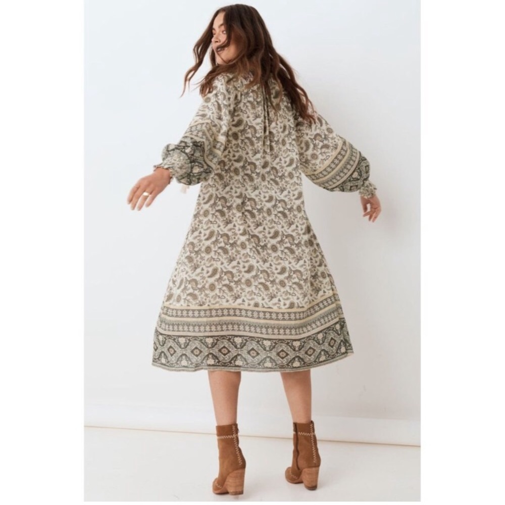 Spell and The Gypsy Journey Boho floral cotton midi dress in Ash long sleeve - Picture 2 of 8